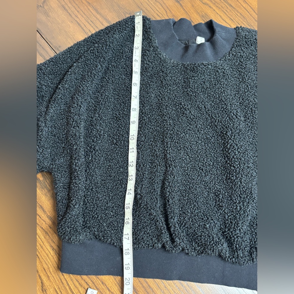 Fabletics Cropped Reversible Crew Neck Sweatshirt - image 6